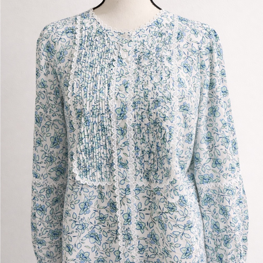Talbots White and Blue Floral Pintuck Lace-Trim Blouse Pleasant